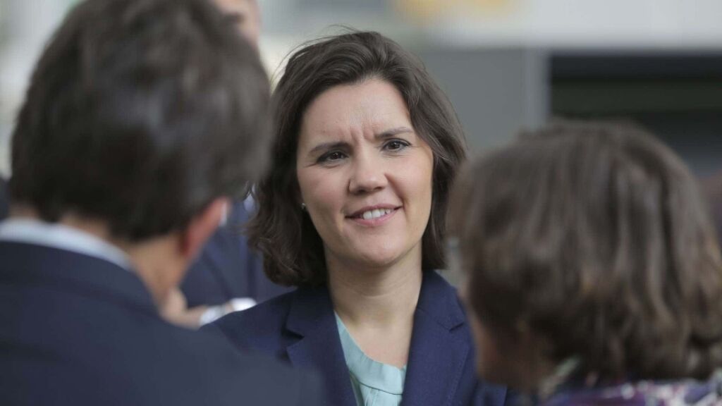 CDS força votação do Programa de Estabilidade no parlamento