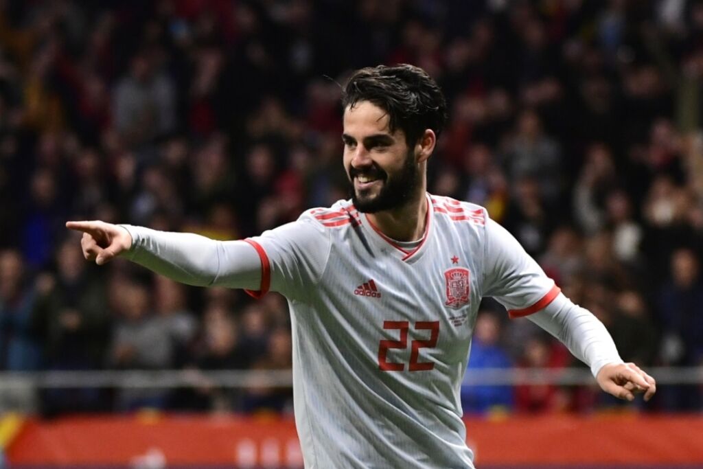 Com show de Isco, Espanha humilha Argentina em amistoso
