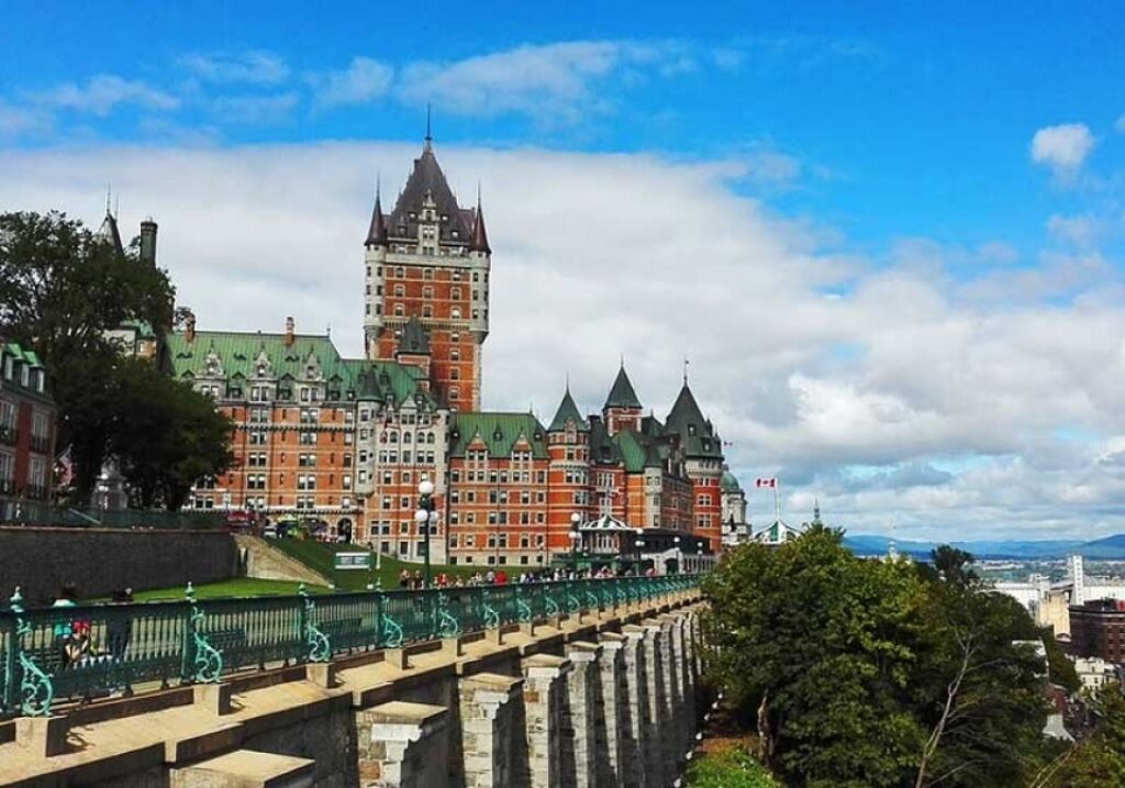 Empresas do Canadá procuram brasileiros pra trabalhar lá