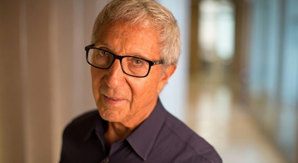 Estabilidade fará brasileiro “votar bem”, diz Abilio Diniz