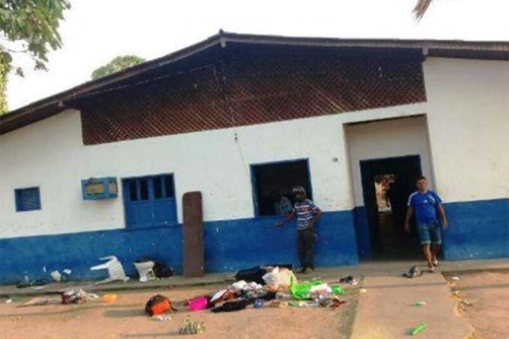 Moradores invadem abrigo em Roraima e expulsam venezuelanos da cidade