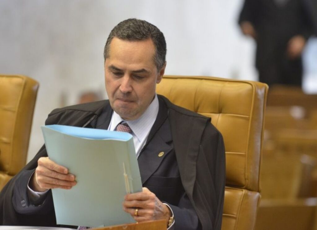 Sem licitação, TCE-RO contrata ministro Barroso por R$ 46 mil a hora de palestra