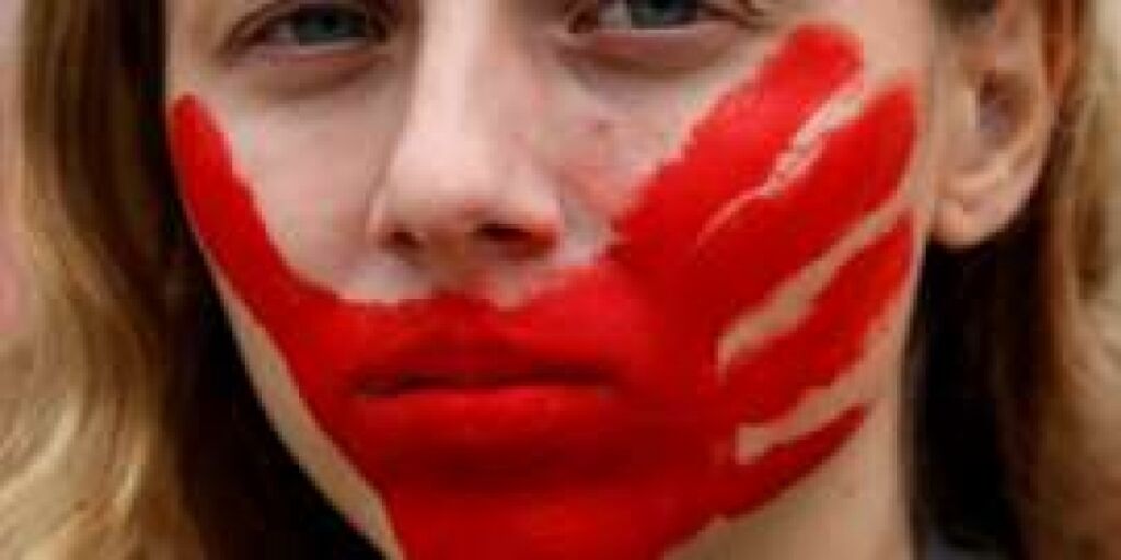 Senado aprova plano contra homicídio de jovens e aumenta pena do feminicídio