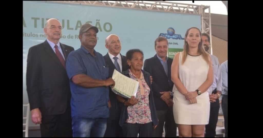 TERRA LEGAL: Ministro e Confúcio entregaram títulos definitivos de terras