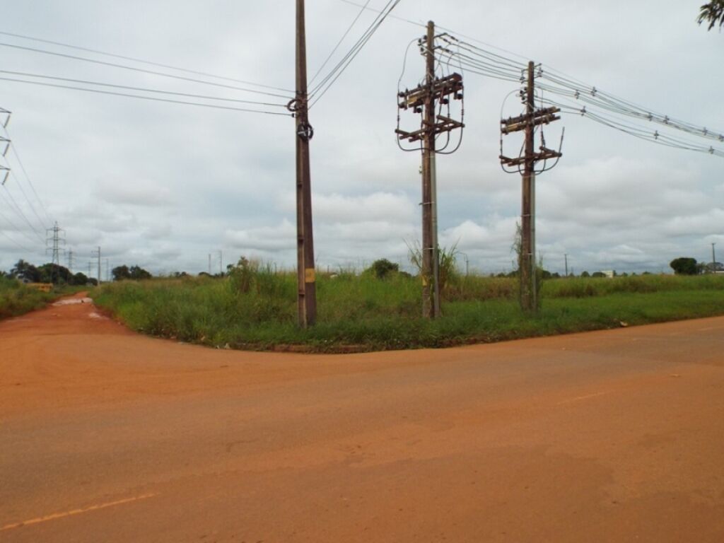 TERRAS BALDIAS: Quem respeita a Prefeitura?