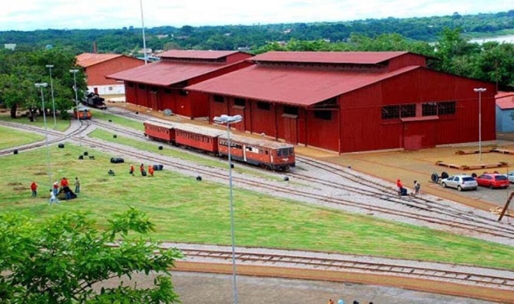 Ambulantes e invasores têm 30 dias para desocupar a EFMM