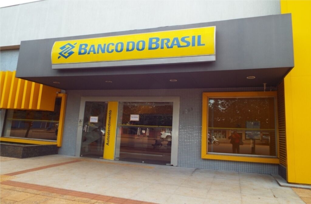 ASSALTO NO BB MAMORÉ: Bandido virou freguês. E polícia não pega