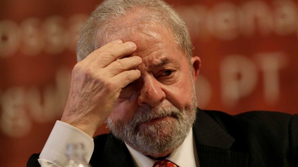 Decisão do STF sobre habeas corpus de Lula repercute no mundo