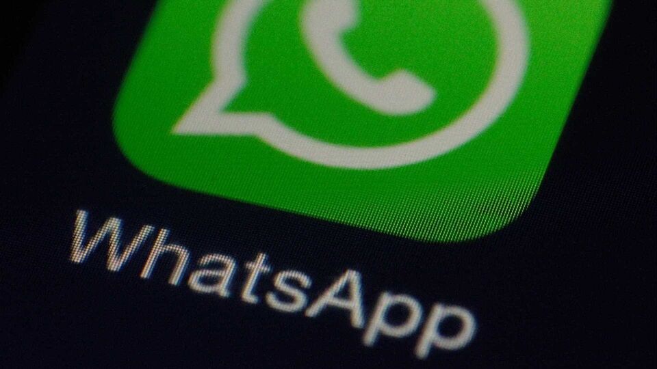 Descubra como ouvir o áudio no WhatsApp antes de enviar