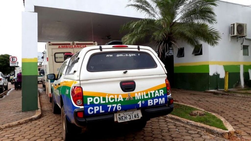 DESESPERO: Aluna tenta se matar em escola com faca cravada no tórax