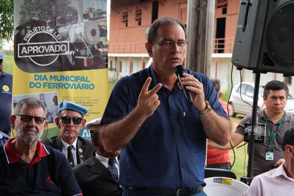 Em homenagem ao Dia do Ferroviário, governador destaca importância desses trabalhadores para Rondônia
