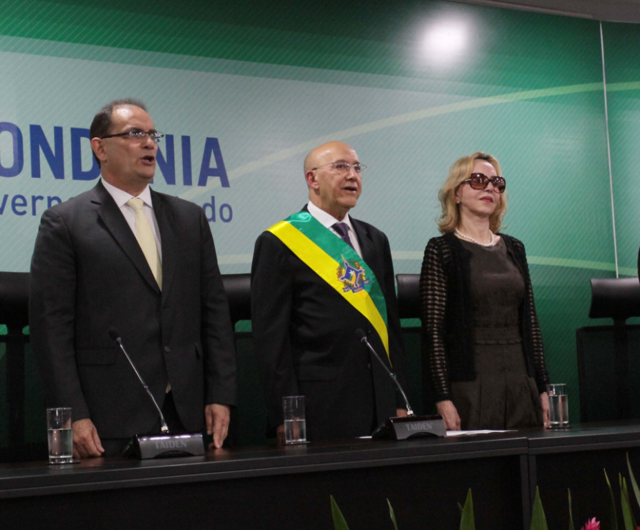 “Este barco precisa de todos”, diz Daniel ao assumir o governo