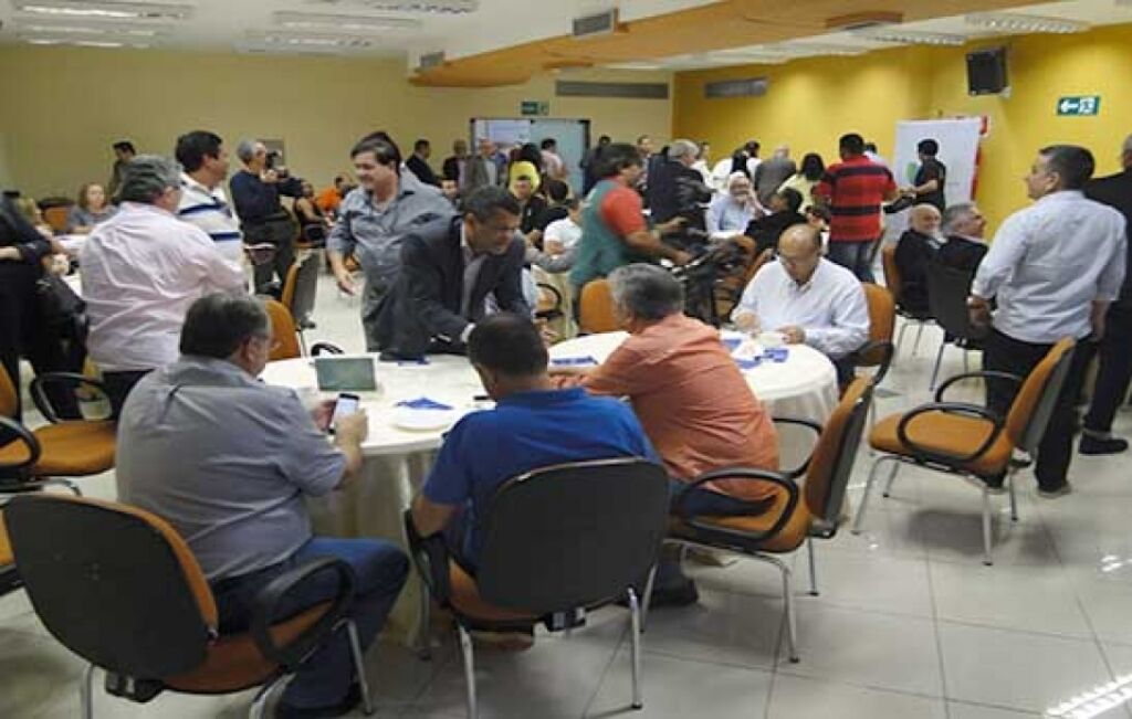 Fiero realiza café da manhã em homenagem ao Dia do Jornalista