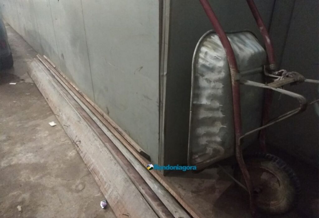 Foragido é preso furtando madeiras da 17ª Brigada em Porto Velho