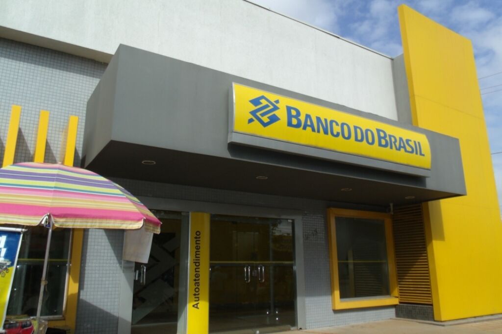 Na Zona Sul e Leste bancos e lotéricas não oferecem serviços humanizados
