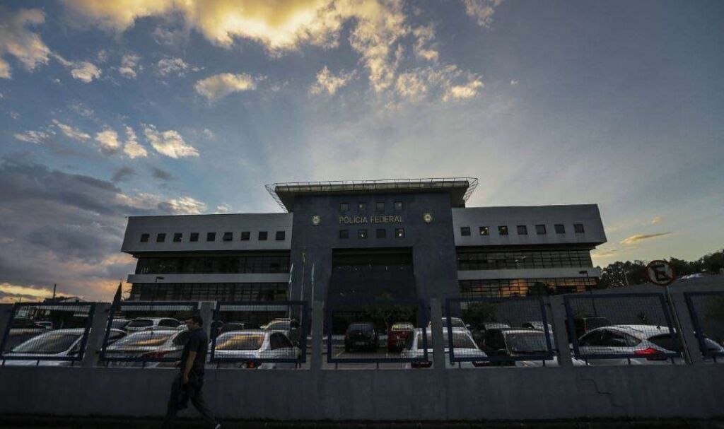 Passaporte e roupas de Lula são furtados em Curitiba