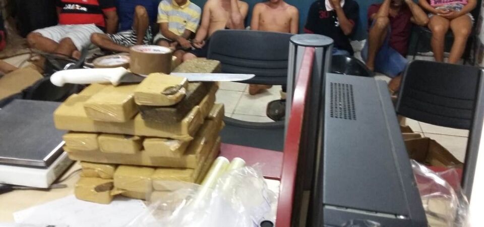 PATAMO da COE apreende aproximadamente 30kg de substância entorpecente