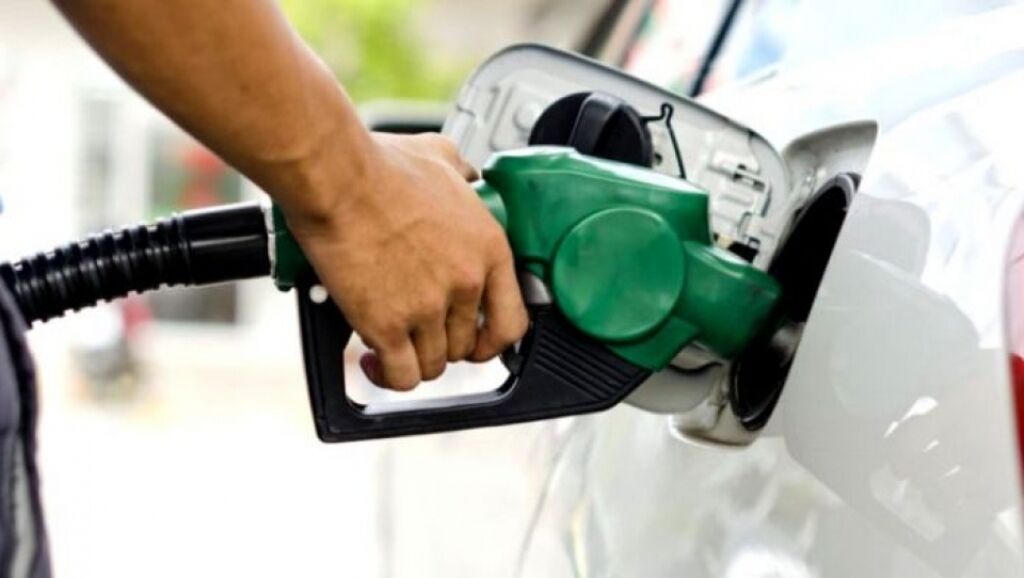 Petrobras anuncia redução no preço da gasolina e do diesel nas refinarias