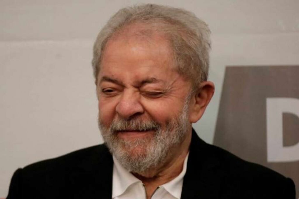 PF autoriza TV em cela, e Lula deve assistir ao jogo do Corinthians
