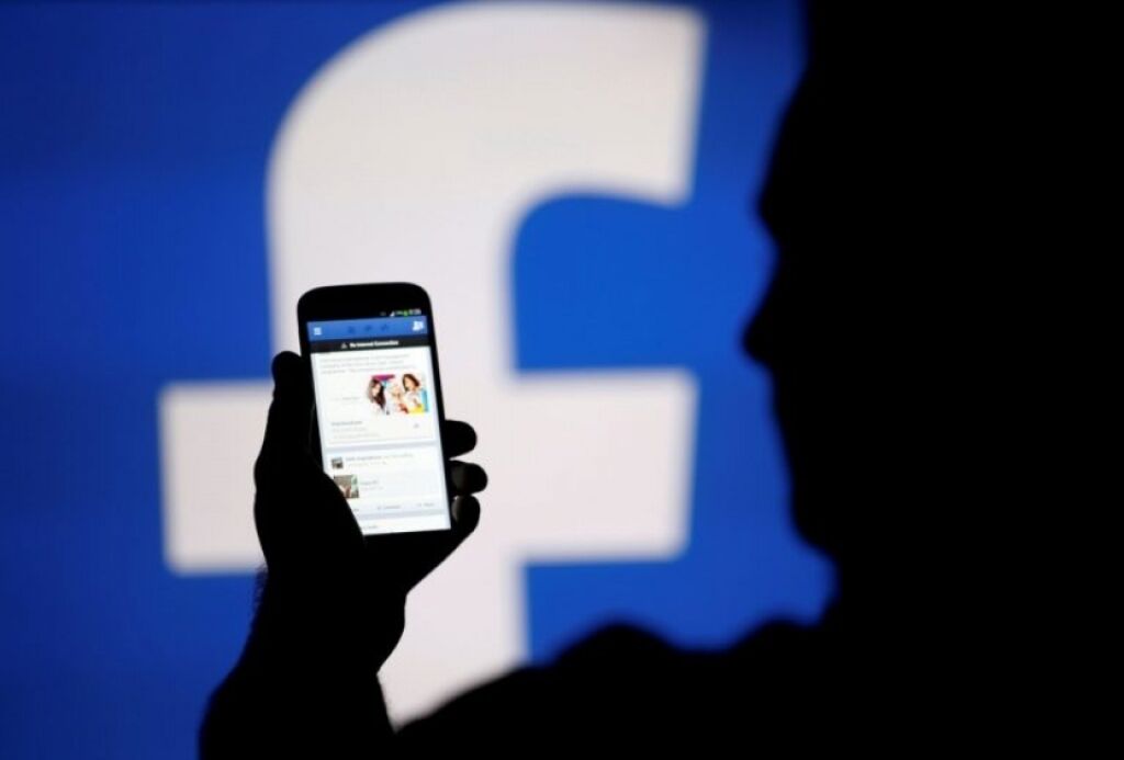Sobe para 87 milhões os espionados pelo Facebook