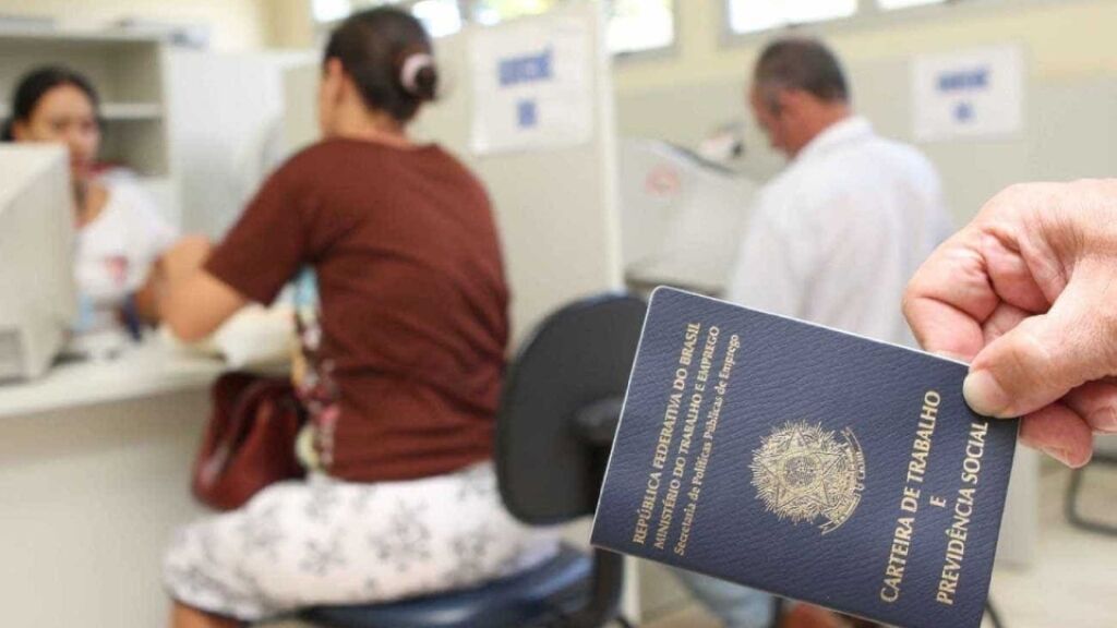 Venezuelanos começam a receber CPF e Carteira de Trabalho