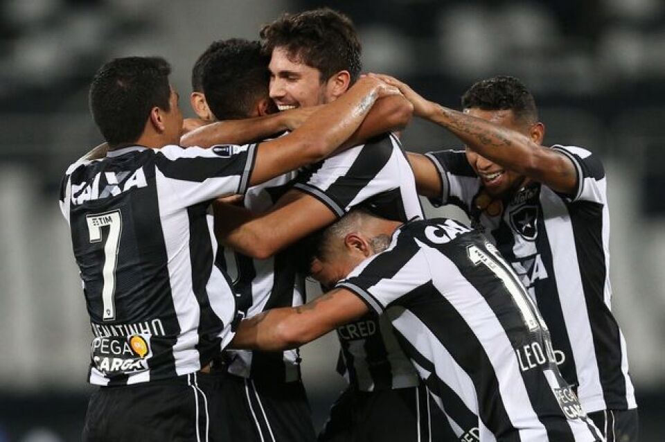 Botafogo empata com Audax Italiano e garante classificação na Copa Sul-Americana Estadão