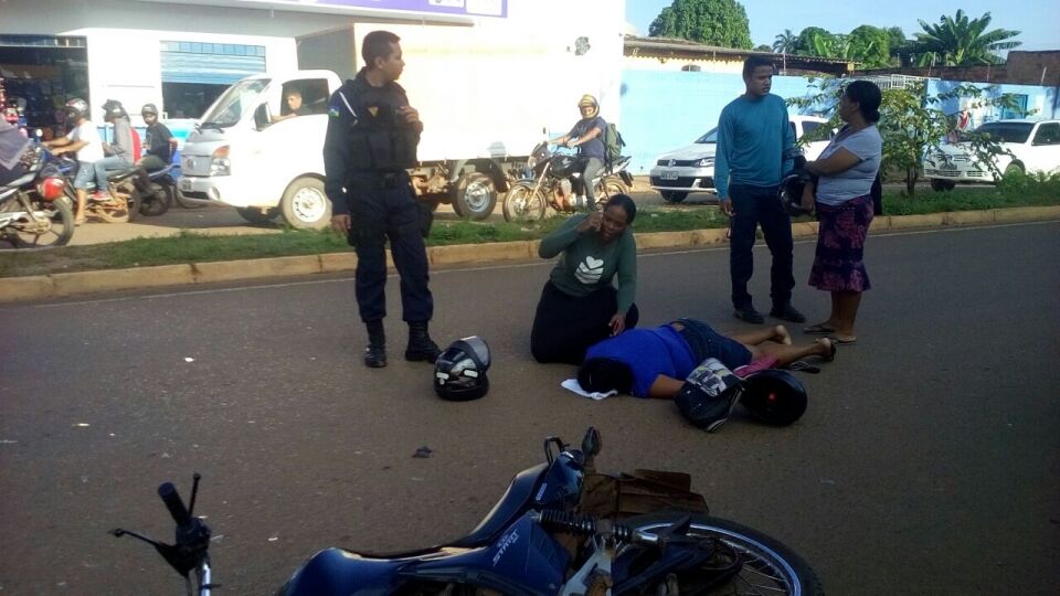 URGENTE: Acidente na Av. Mamoré com a rua Julia