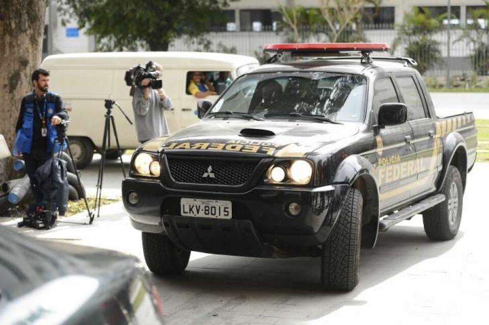 Políticos podem ter recebido dinheiro do tráfico, diz PF após operação