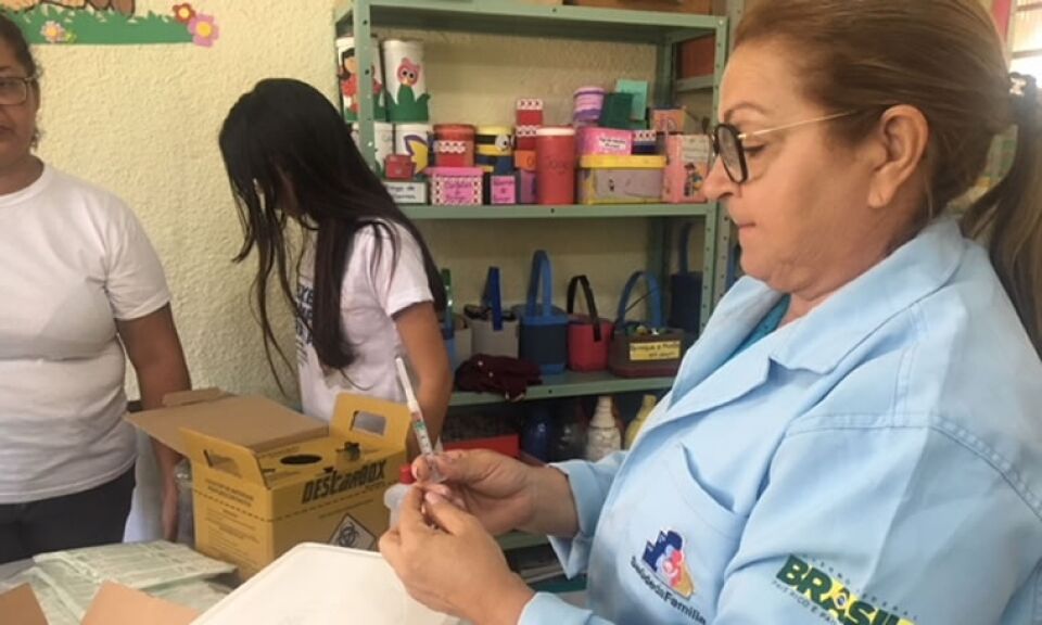 Semusa alerta aos pais sobre a vacinação contra meningite