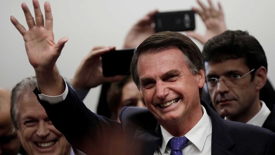 Para Bolsonaro, é melhor menos direitos trabalhistas que perder emprego