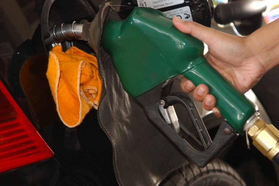 Petrobras anuncia redução nos preços do diesel e da gasolina nas refinarias nesta quarta-feira