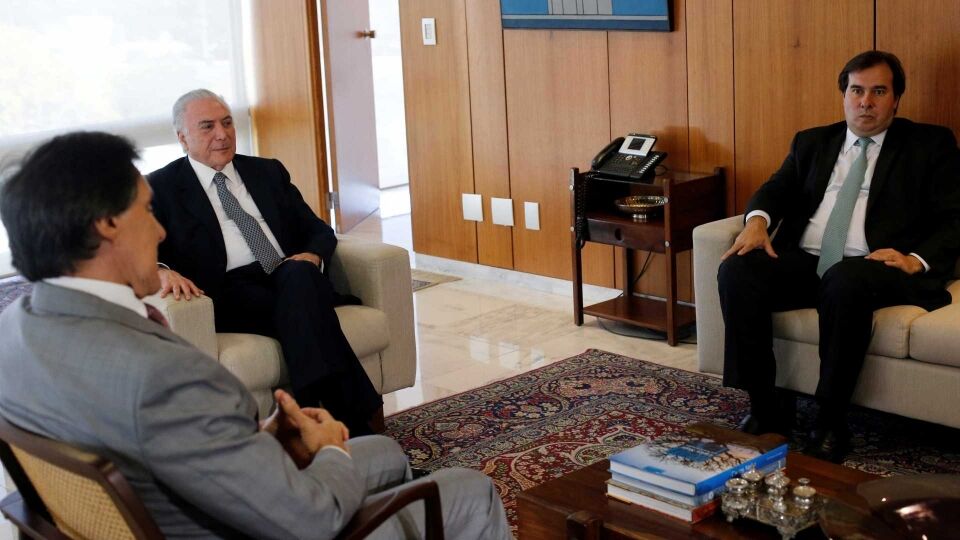 Planalto vê união após crise, mas parlamentares avaliam fim do governo