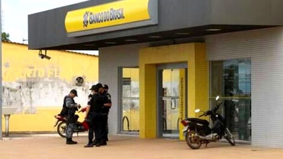 Agência do banco do Brasil é arrombada durante a madrugada