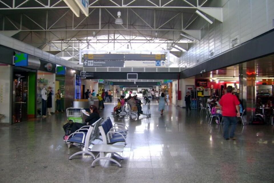 EXPLORAÇÃO -Comer ou beber no aeroporto de Porto Velho é ato de extorsão