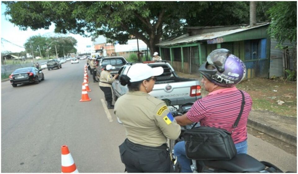 Semtran realiza blitz educativa nesta quinta e sexta-feira