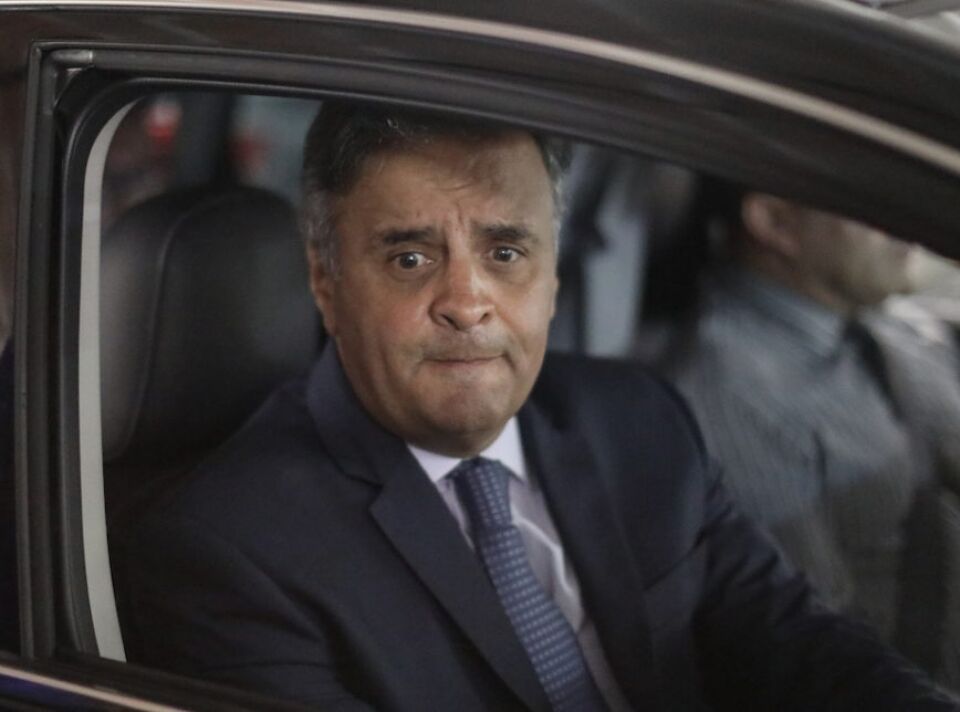 Marco Aurélio amplia quebra de sigilo fiscal de Aécio Neves
