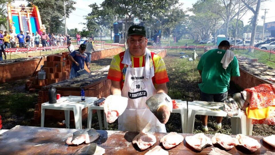 Três mil bandas de tambaqui na brasa; Ariquemes faz o maior churrasco de peixe do Brasil