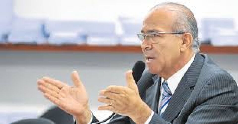 Postos que não repassarem desconto no diesel aos consumidores serão punidos