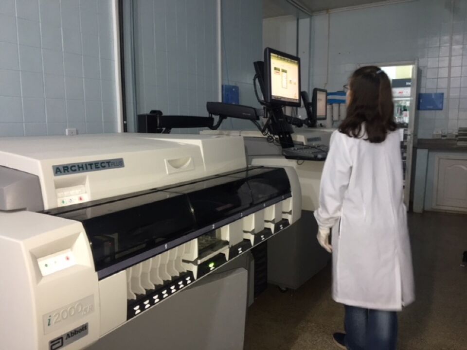 Semusa fecha parceria com Sesau para agilizar entrega de exames laboratoriais