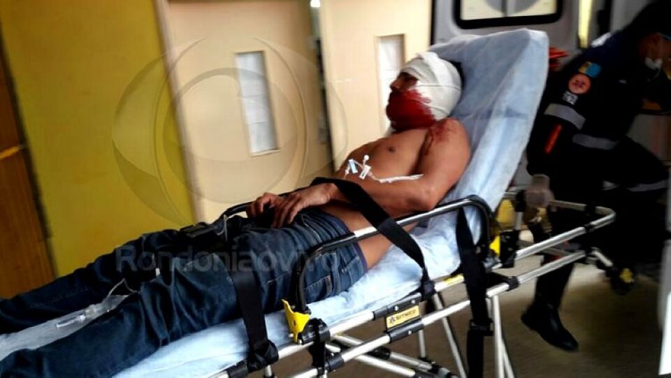 Homem é atacado a tiros pelo atual da ex mulher ao tentar visitar os filhos