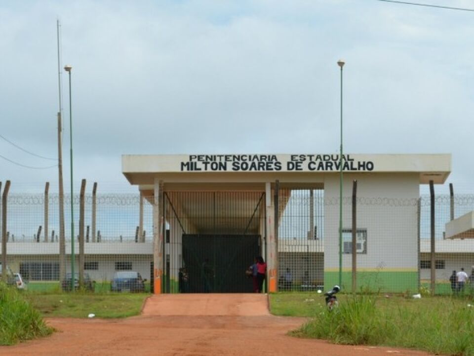 Cerca de 150 detentos tentam fugir de penitenciária estadual em Porto Velho, diz Sejus
