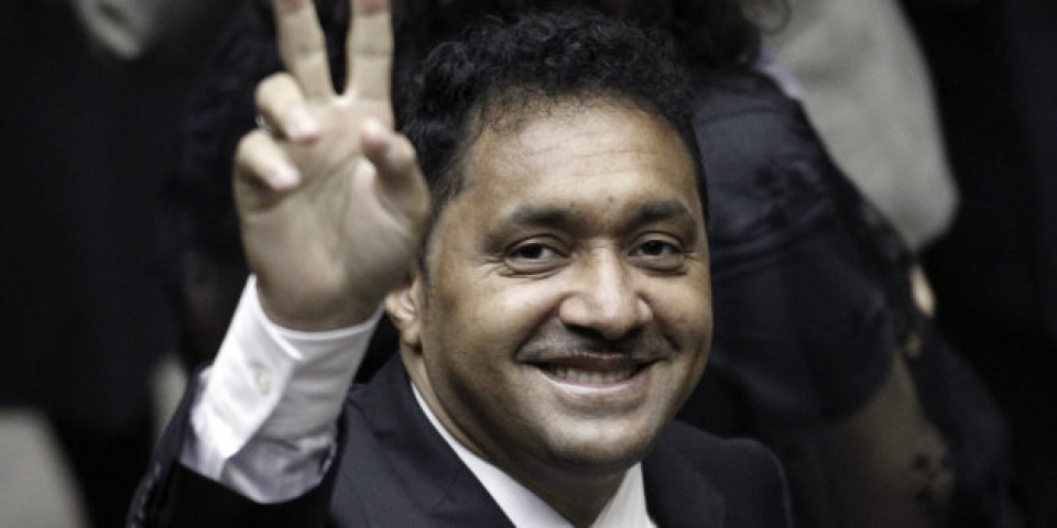 Só 36 dos 513 deputados foram eleitos com votos próprios. Por que isso acontece?