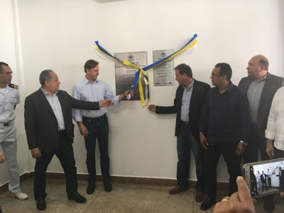 Luiz Cláudio e Hildon Chaves inauguram terminal hidroviário do Porto Cai N´Água