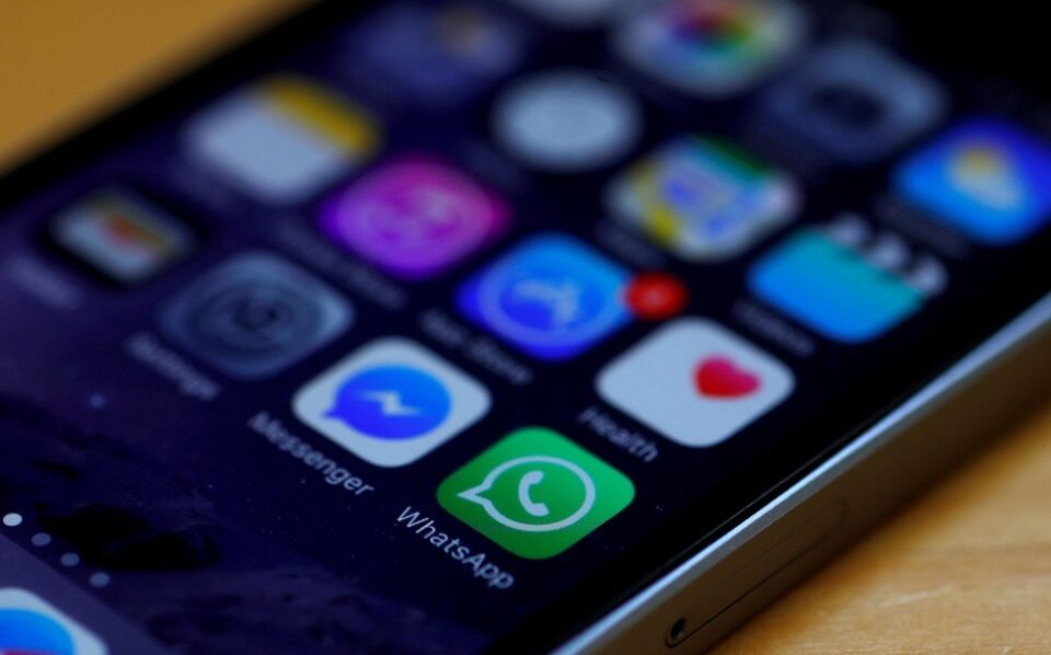 Diretor de escola pública é preso após trocar 'nudes' com alunos