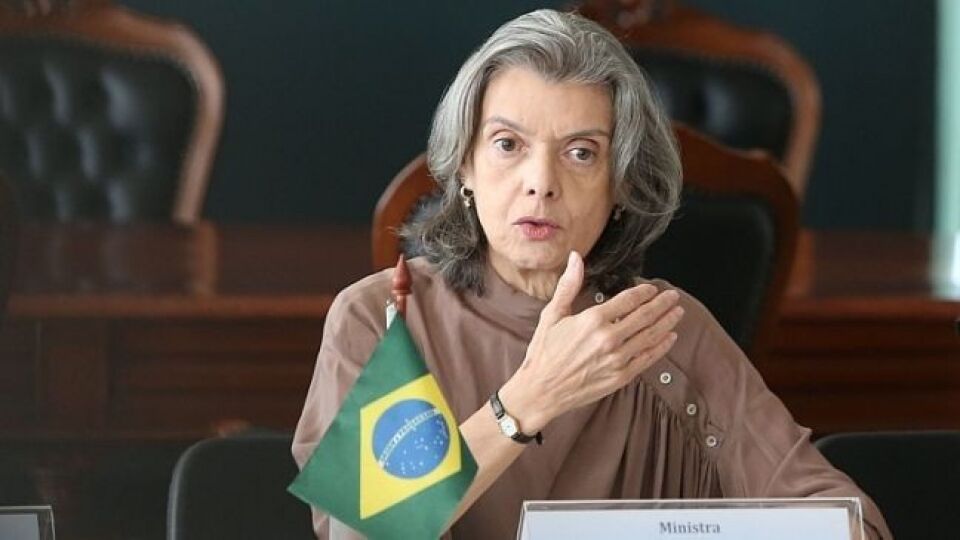 Cármen Lúcia assume pela 2ª vez a Presidência