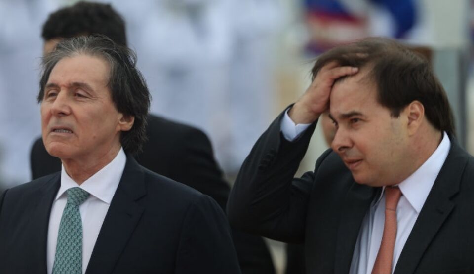 Com Temer fora, Maia e Eunício viajam para não assumir a Presidência