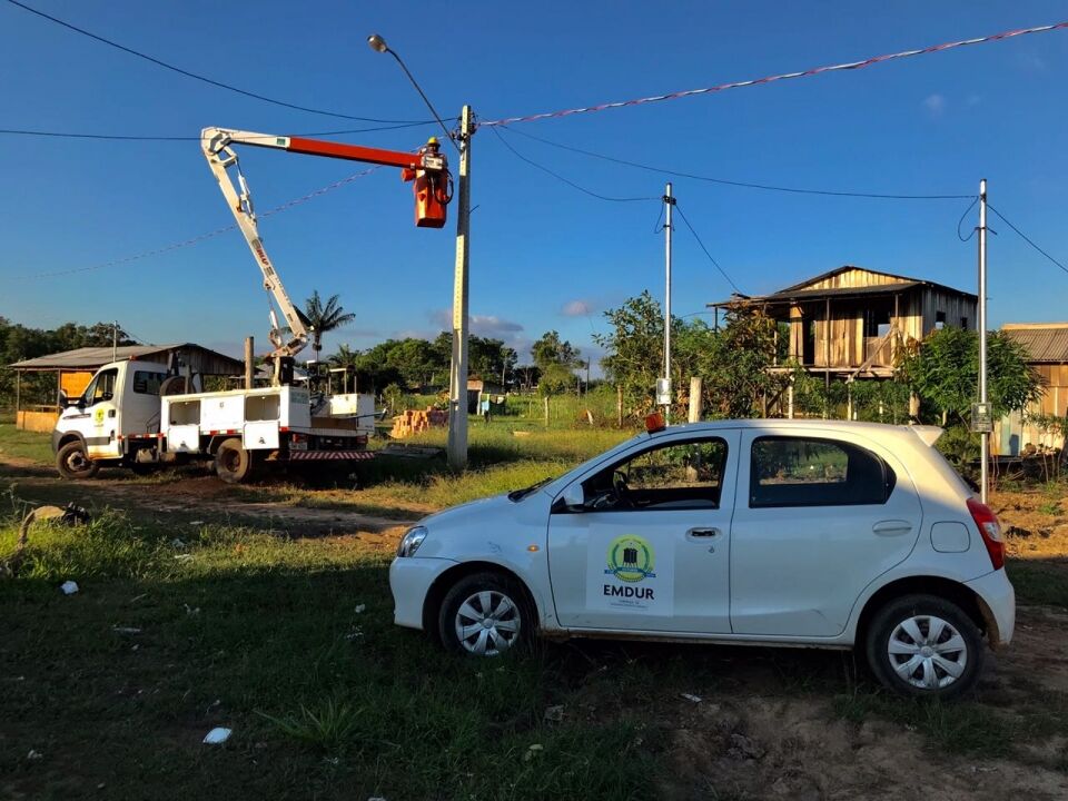 Prefeitura de Porto Velho instala iluminação pública na comunidade Água Azul