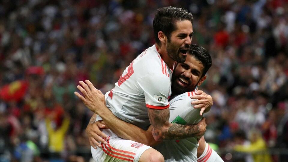 Espanha vence o Irã e divide liderança do grupo B com Portugal