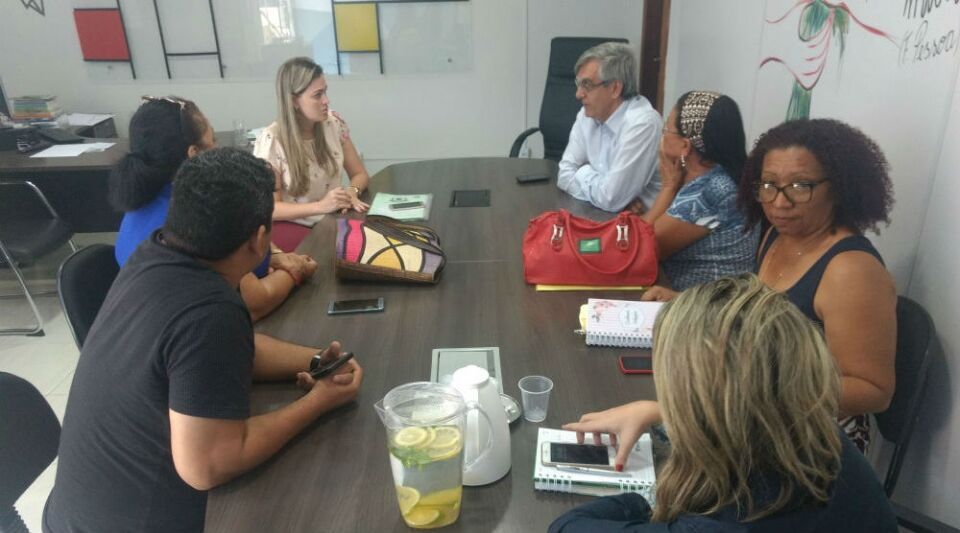 Secretário Licório, equipe técnica e gestores escolares se unem para resolver demandas da Educação na capital
