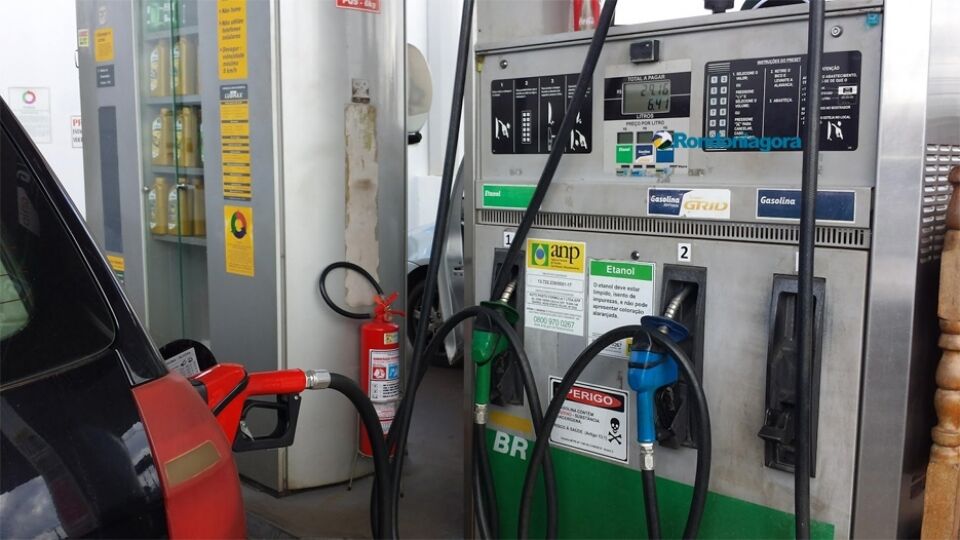 Petrobras aumenta preço da gasolina nas refinarias